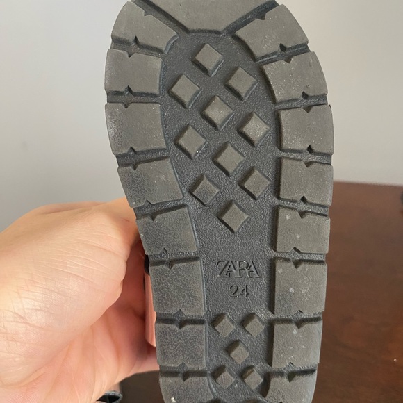 ZARA kids sandal shoe - Picture 2 of 5